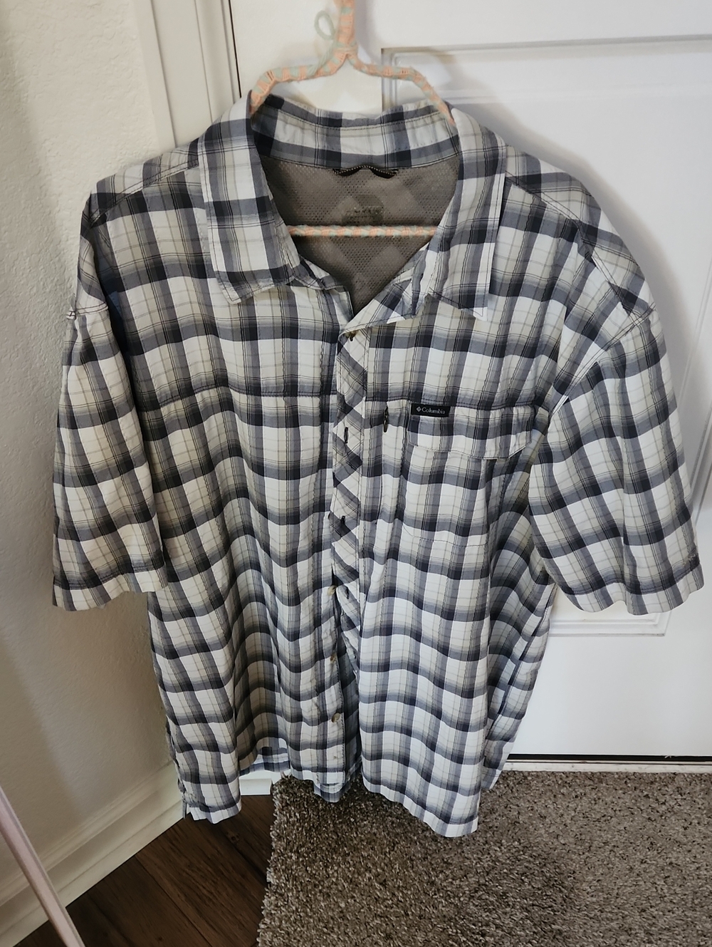 Columbia men's shirt